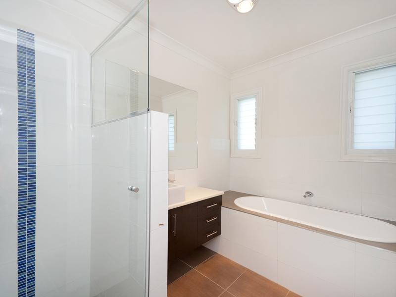 6 Turner Street, Corinda QLD 4075