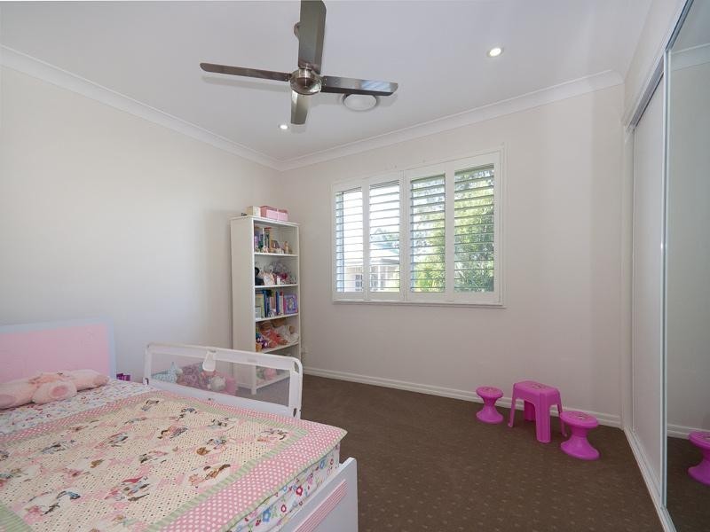 6 Turner Street, Corinda QLD 4075