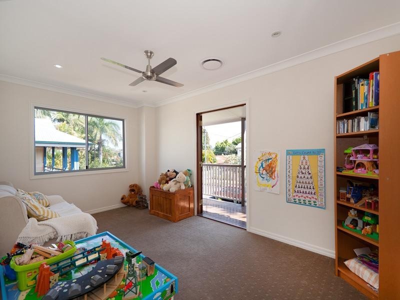 6 Turner Street, Corinda QLD 4075