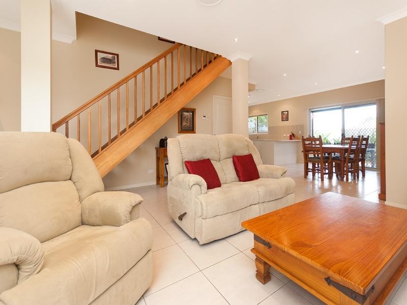 1/550 Sherwood Road, Sherwood QLD 4075