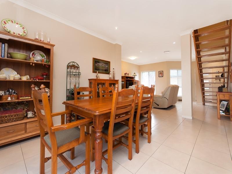 1/550 Sherwood Road, Sherwood QLD 4075