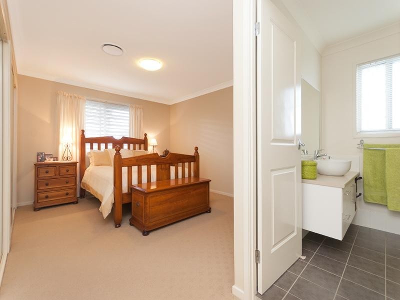 1/550 Sherwood Road, Sherwood QLD 4075