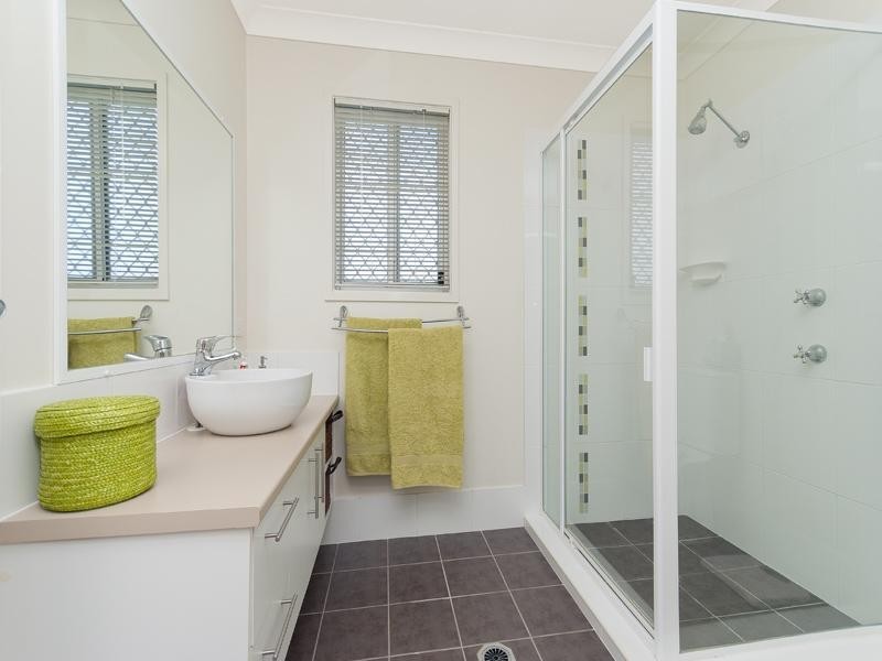 1/550 Sherwood Road, Sherwood QLD 4075