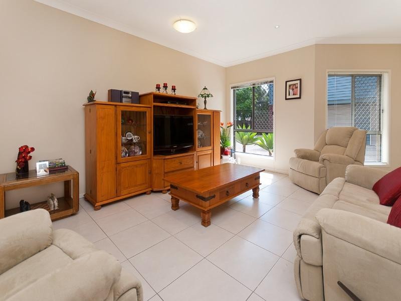 1/550 Sherwood Road, Sherwood QLD 4075