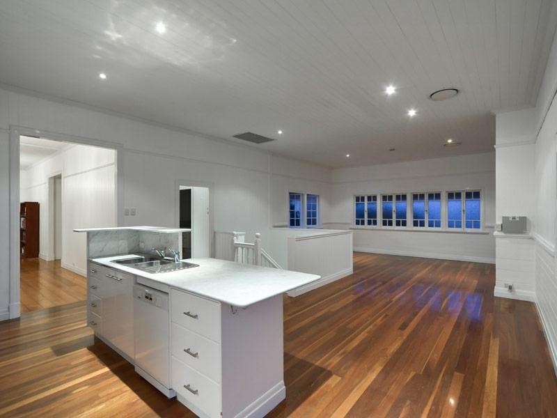 62 Manchester Terrace, Indooroopilly QLD 4068