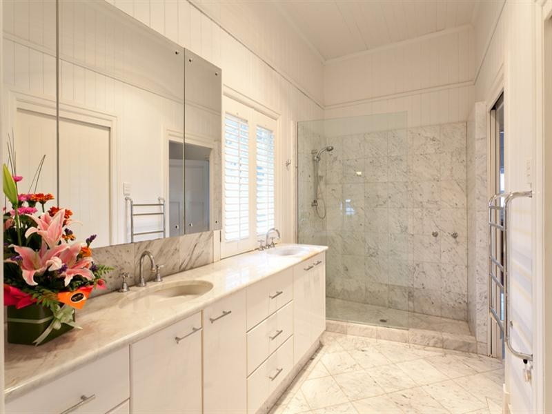 62 Manchester Terrace, Indooroopilly QLD 4068