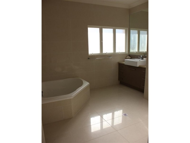 120 Harte Street, Chelmer QLD 4068