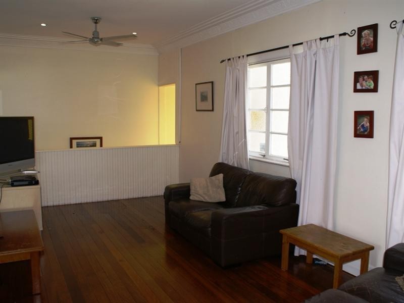 36 Acacia Avenue, Graceville QLD 4075