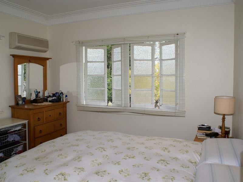 36 Acacia Avenue, Graceville QLD 4075