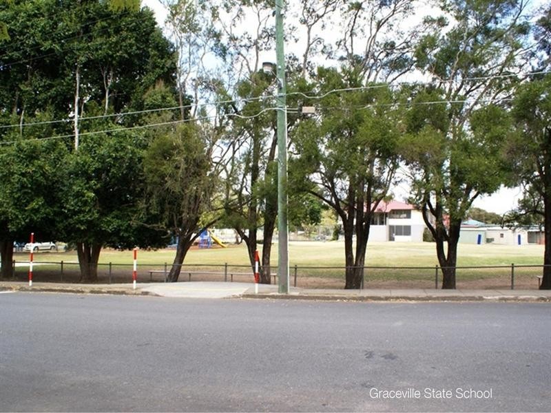 36 Acacia Avenue, Graceville QLD 4075