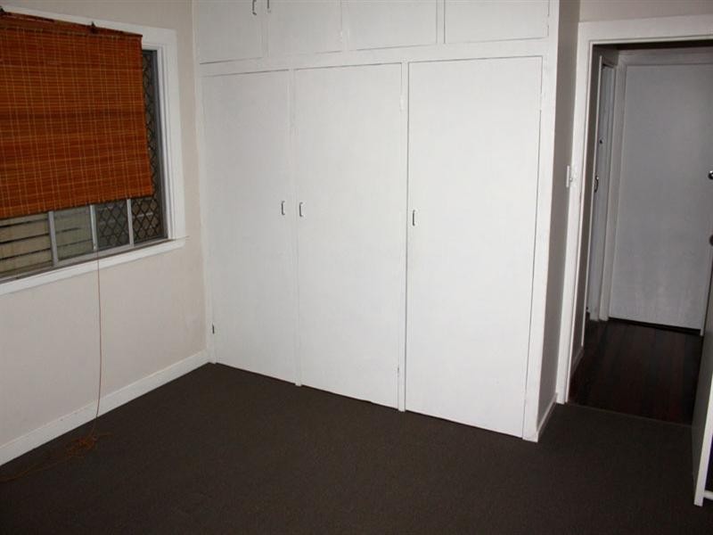 82 White Street, Graceville QLD 4075