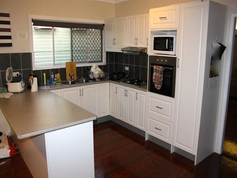 82 White Street, Graceville QLD 4075