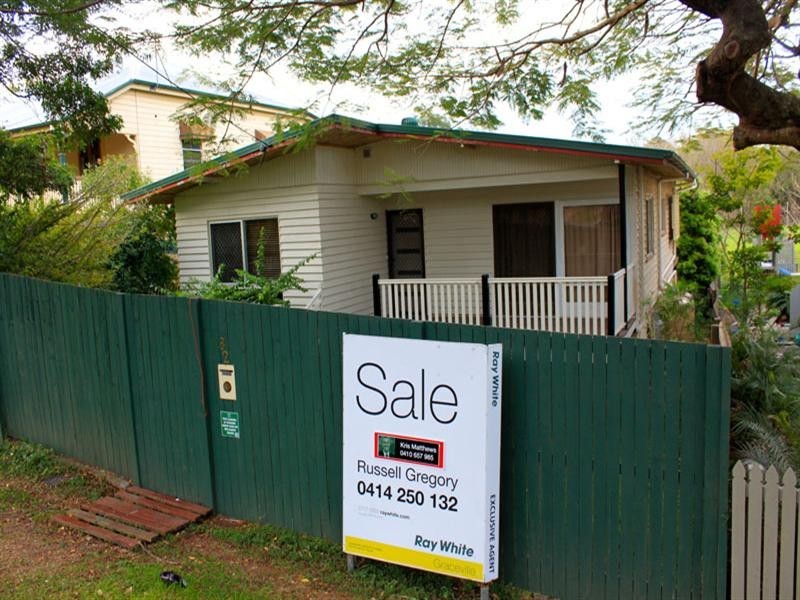 82 White Street, Graceville QLD 4075