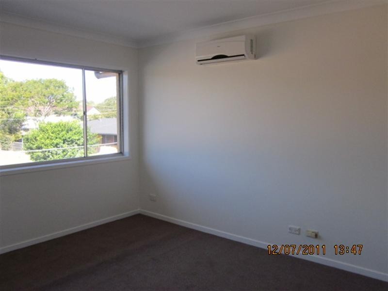 83 Nadine Street, Graceville QLD 4075