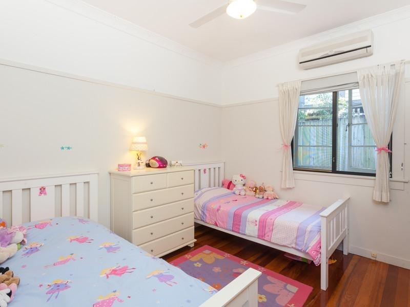 93 Ardoyne Road, Oxley QLD 4075