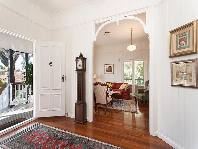 8 Oman Street, Sherwood QLD 4075