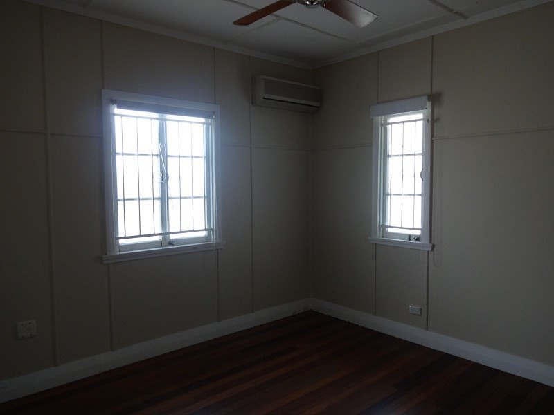 15 Gerlee Street, Tennyson QLD 4105