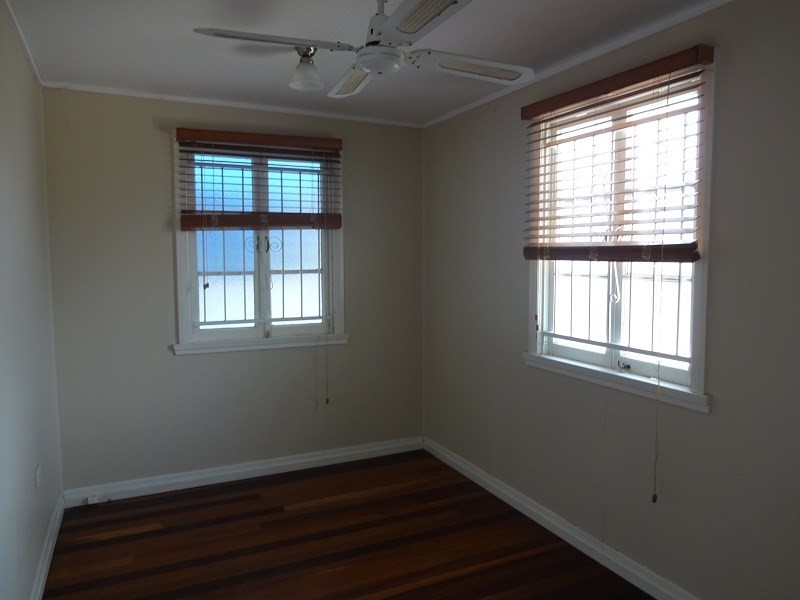 15 Gerlee Street, Tennyson QLD 4105