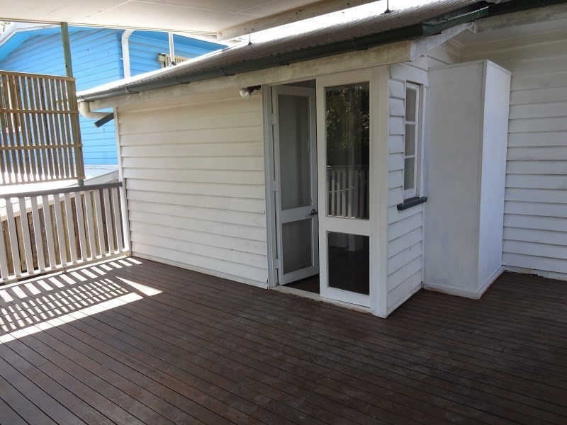 15 Gerlee Street, Tennyson QLD 4105