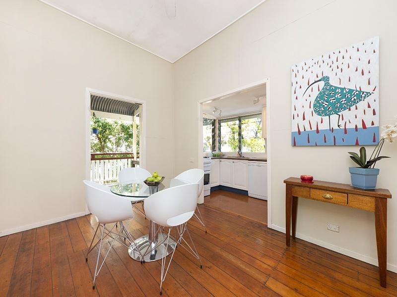 10 Mortlake Road, Graceville QLD 4075