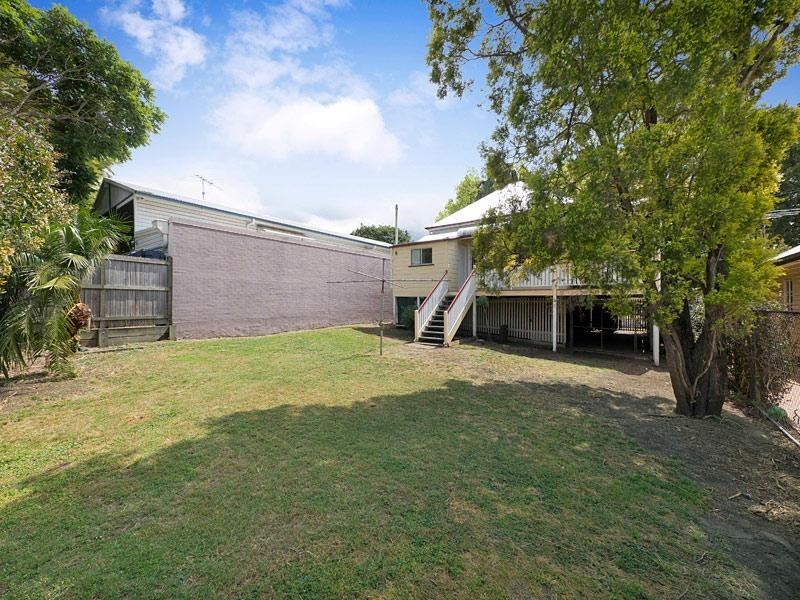 10 Mortlake Road, Graceville QLD 4075