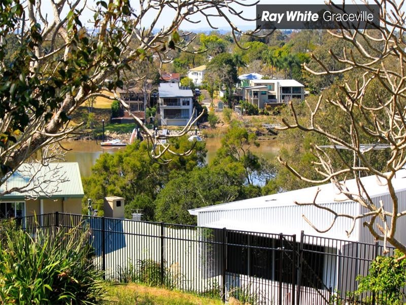 65 Goldieslie Road, Indooroopilly QLD 4068