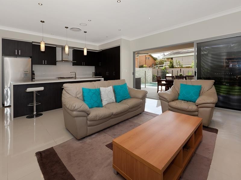 32 Turner Street, Corinda QLD 4075