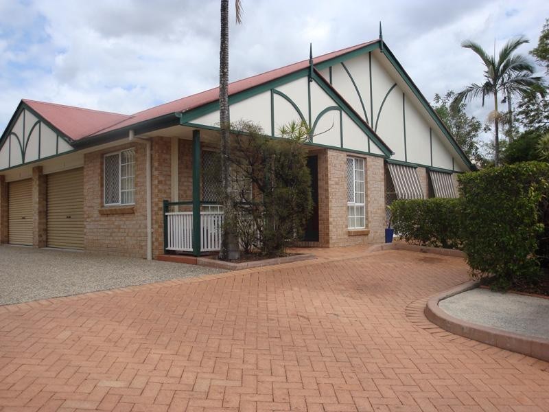 1/3 Central Avenue, Sherwood QLD 4075