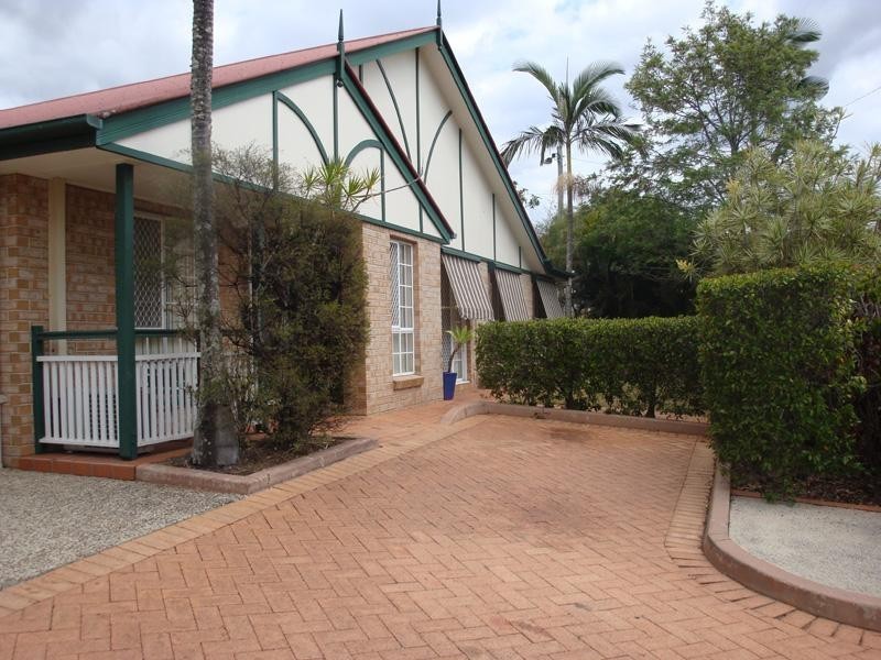 1/3 Central Avenue, Sherwood QLD 4075