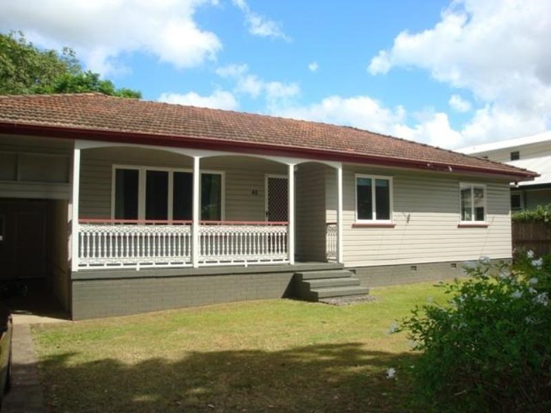 45 Vivian Street, Tennyson QLD 4105