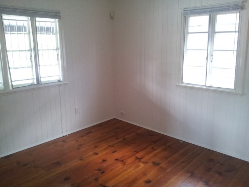 68 King Arthur Terrace, Tennyson QLD 4105