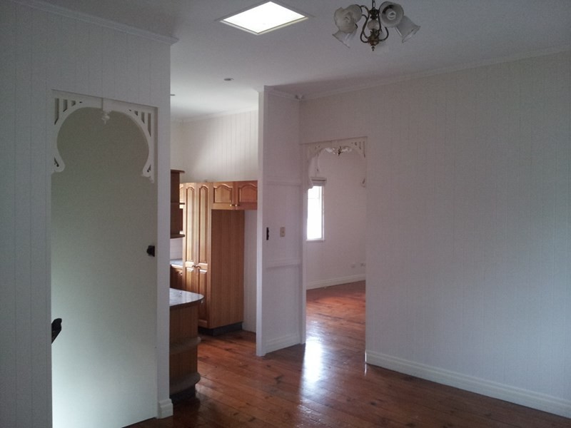 68 King Arthur Terrace, Tennyson QLD 4105