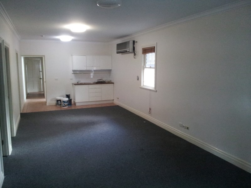 68 King Arthur Terrace, Tennyson QLD 4105