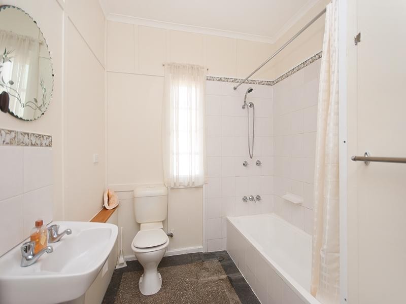 95 Lynne Grove Avenue, Corinda QLD 4075