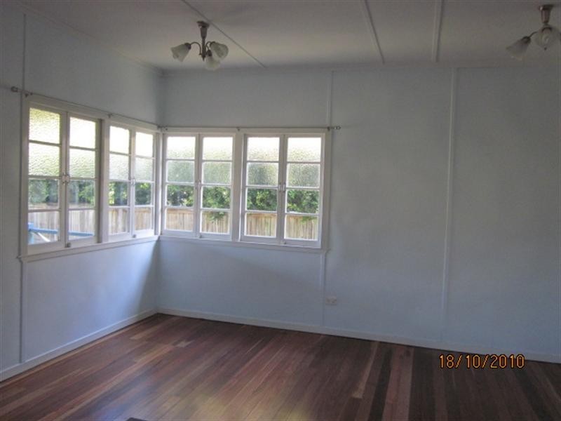 6 Magazine Street, Sherwood QLD 4075