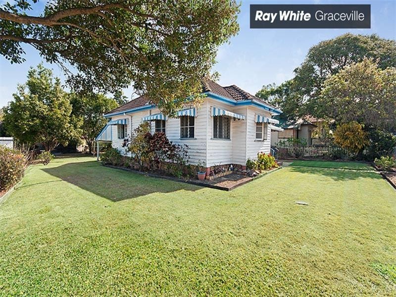 10 Swift Street, Corinda QLD 4075