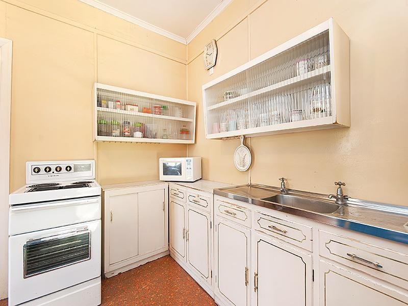 10 Swift Street, Corinda QLD 4075