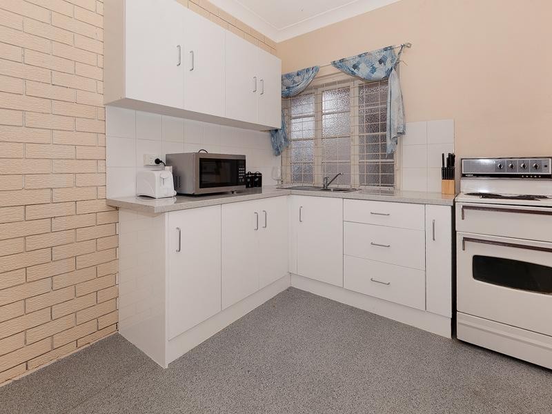 14 Blackheath Road, Oxley QLD 4075