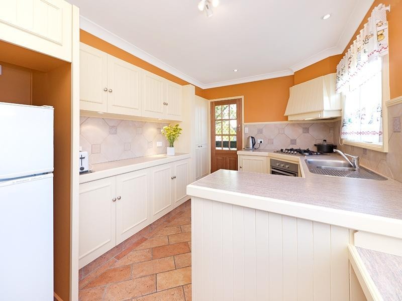 1184 Oxley Road, Oxley QLD 4075