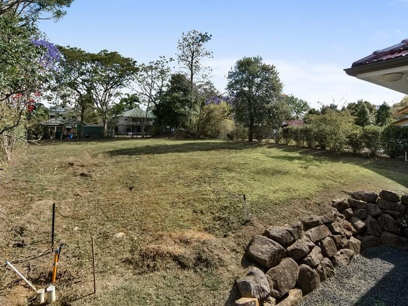 18 Bridge Street, Chelmer QLD 4068