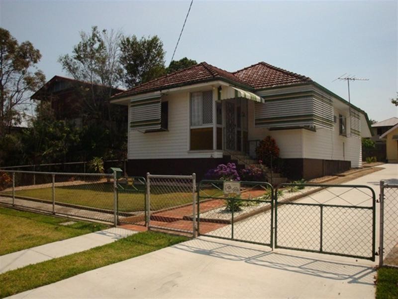 19 Coleman Street, Graceville QLD 4075
