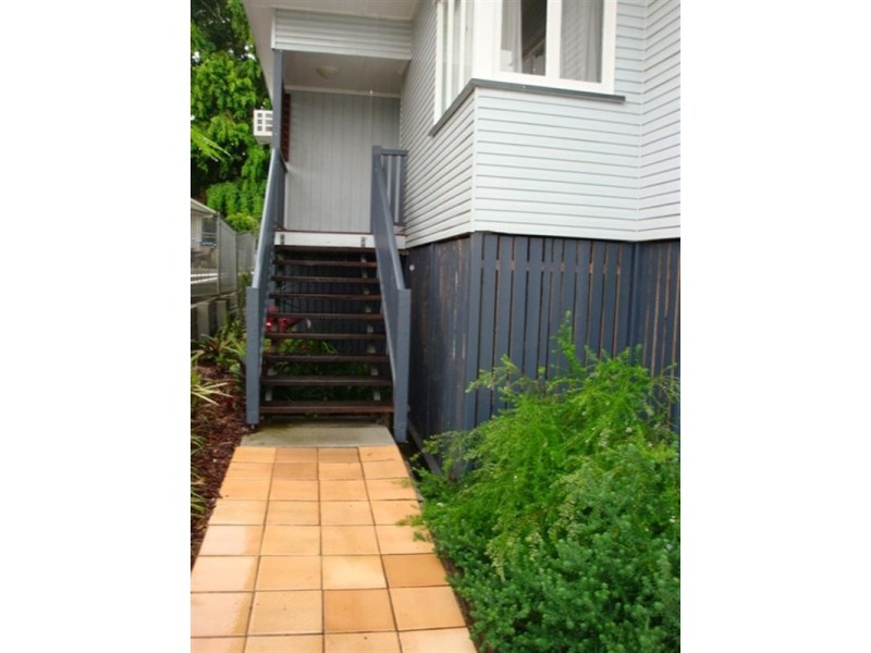 33 Sheffield Street, Oxley QLD 4075