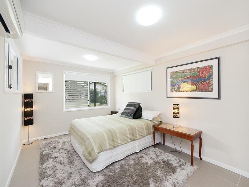 7 Seng Street, Graceville QLD 4075