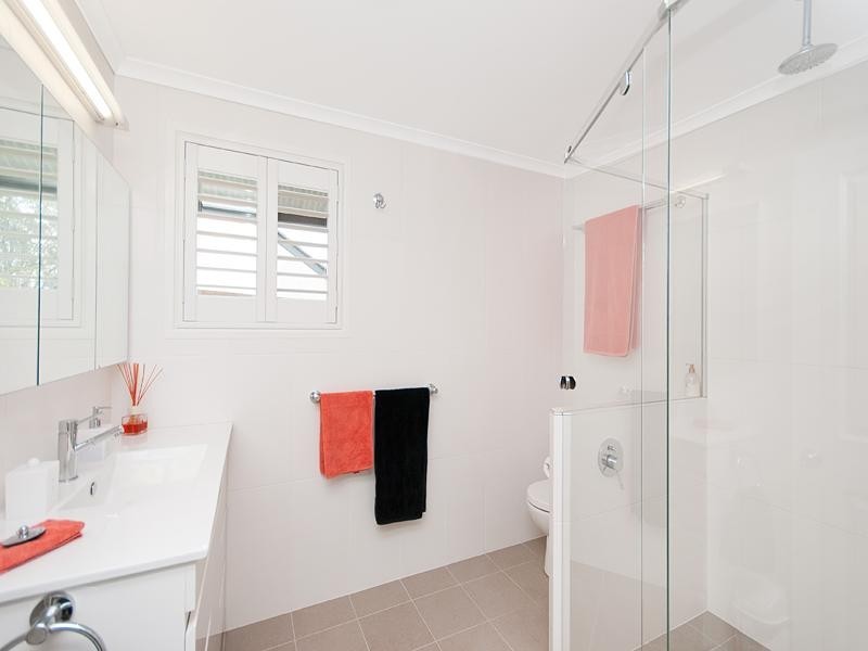 7 Seng Street, Graceville QLD 4075