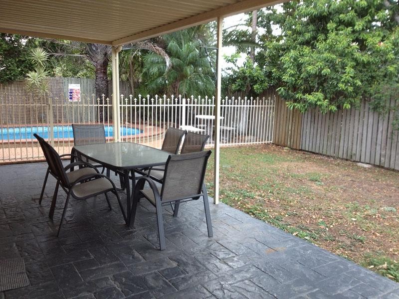 469 Westlake Drive, Riverhills QLD 4074