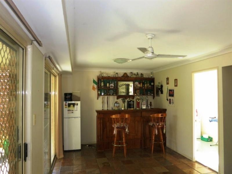 469 Westlake Drive, Riverhills QLD 4074