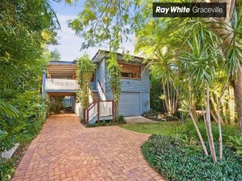 31 Ellen Street, Oxley QLD 4075