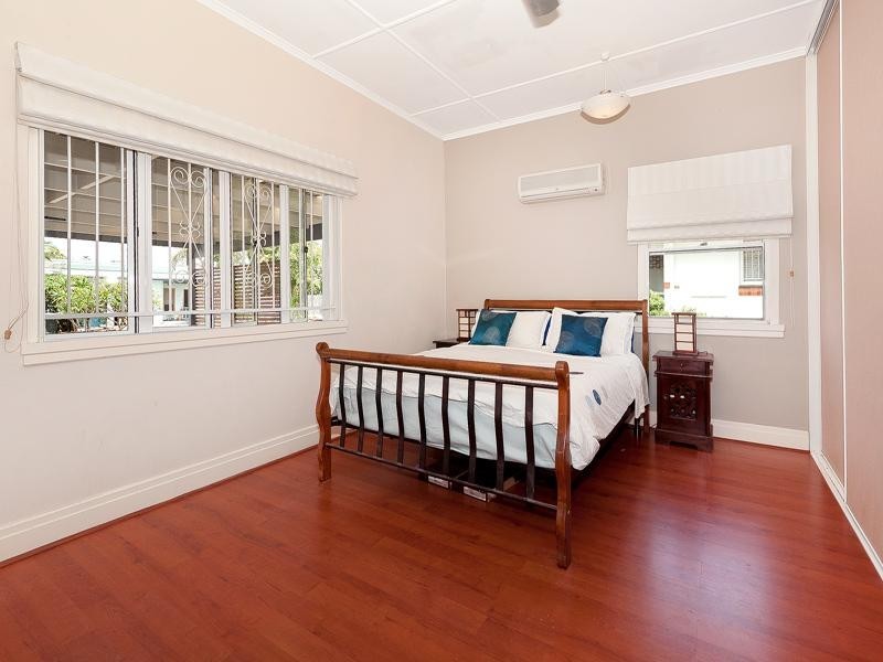 124 Borden Street, Sherwood QLD 4075