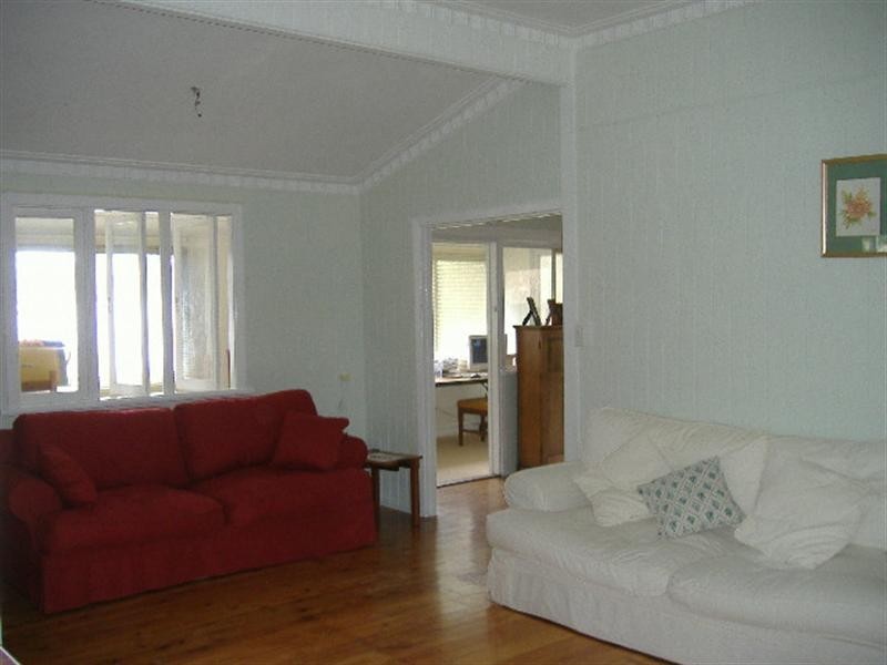 11 Myla Terrace, Tennyson QLD 4105