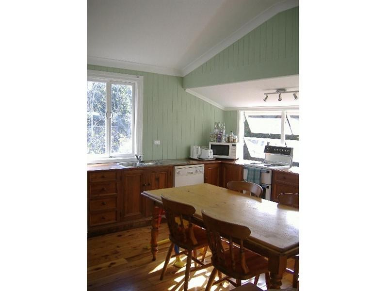 11 Myla Terrace, Tennyson QLD 4105